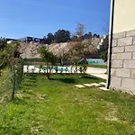 Casa Da Pedra بيت للعطل *