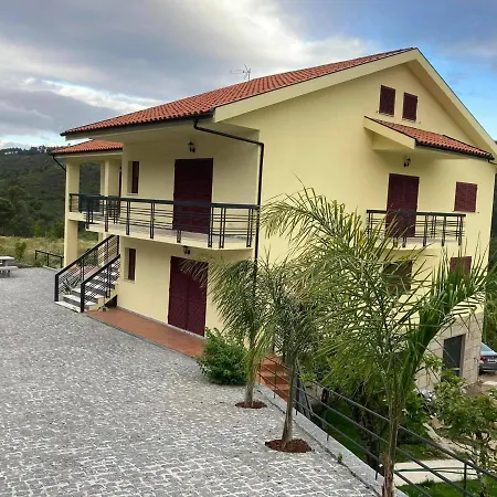 Casa Da Pedra Hébergement de vacances